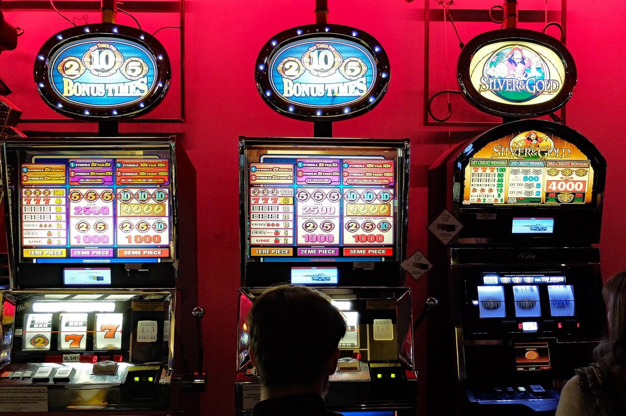 kuyaplay Casino – slots and live dealer games for Philippines players
